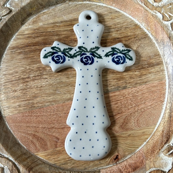 POLISH POTTERY CROSS AND PRAYING ANGELS ORNAMENT SET - Picture 2 of 13